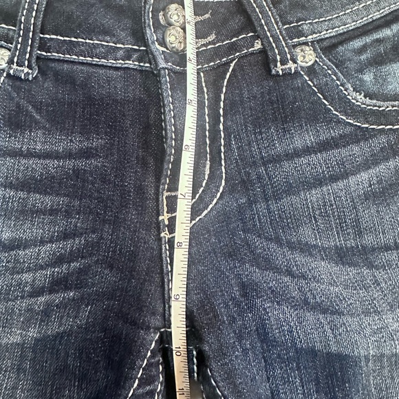 Women’s Miss Me jeans size 28x33 - Picture 9 of 16